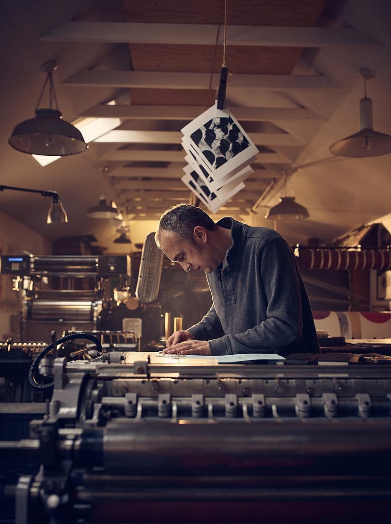 Justin from typoretum working in his workshop